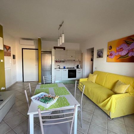 Patrician House Apartment ออลเบีย ภายนอก รูปภาพ