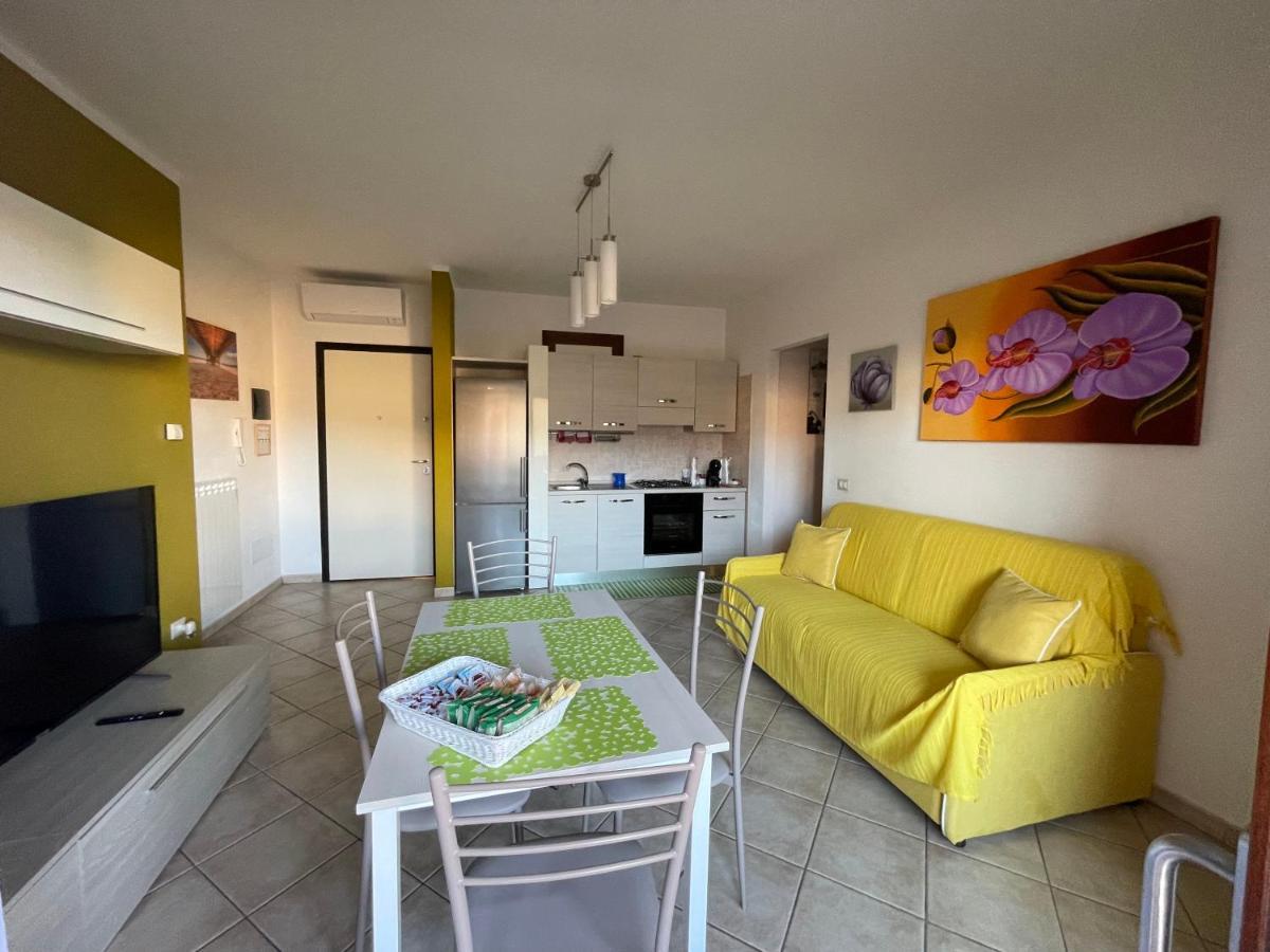 Patrician House Apartment ออลเบีย ภายนอก รูปภาพ