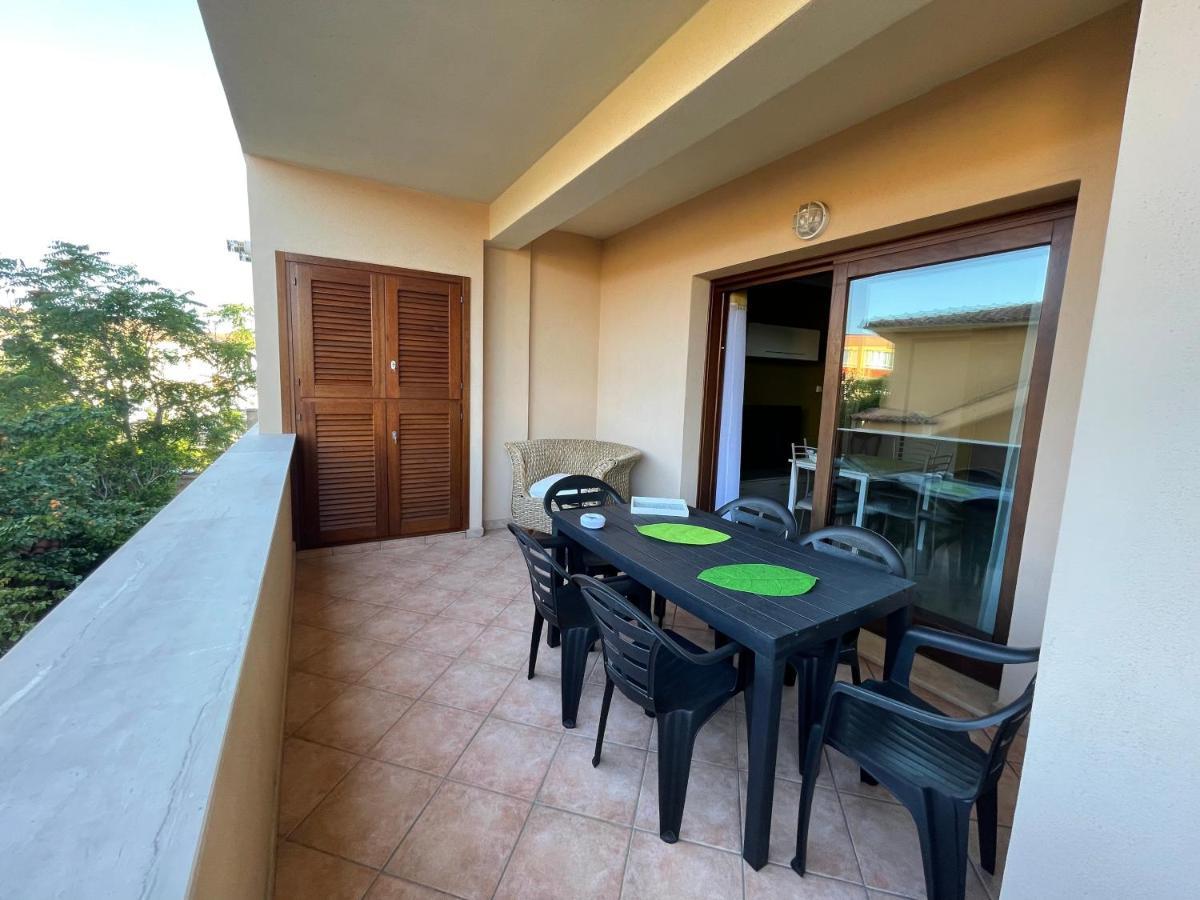 Patrician House Apartment ออลเบีย ภายนอก รูปภาพ